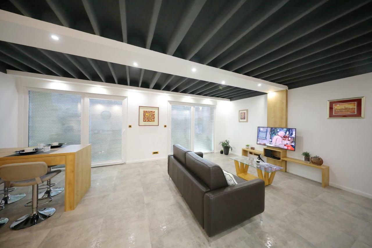 Harbour Apartment Sea View 扎达尔 外观 照片